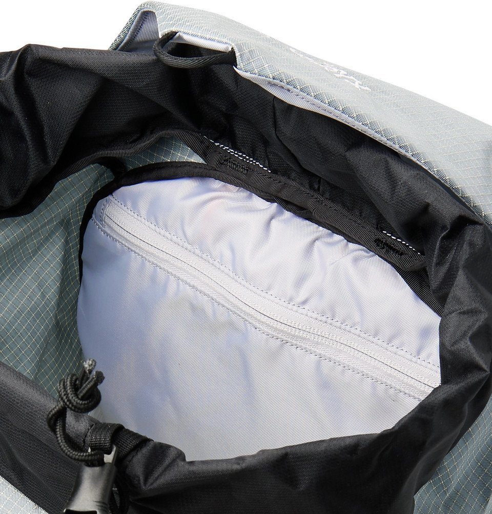 Arc'teryx - Alpha AR 20 Ripstop Backpack - Men - Gray Arc'teryx