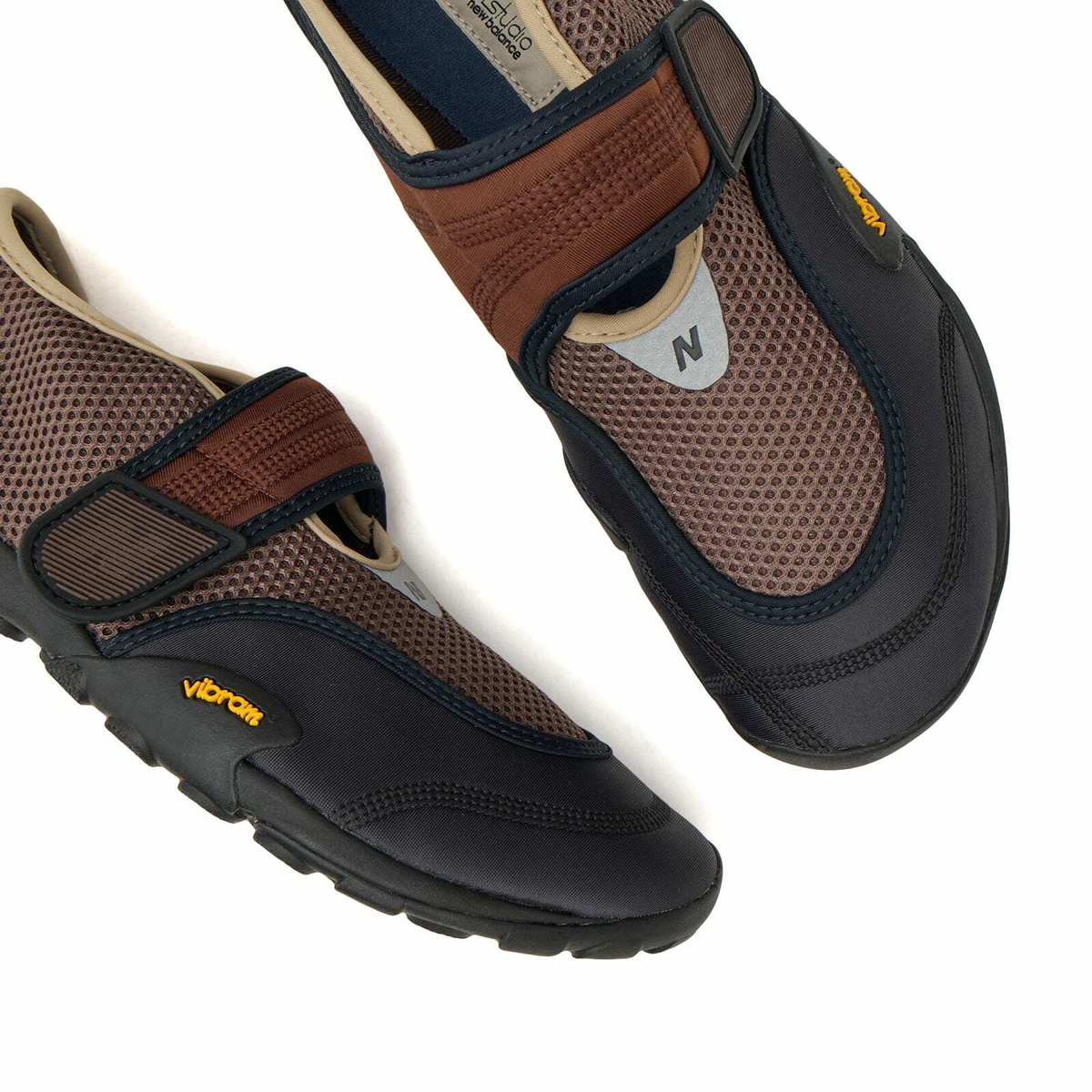 New Balance x Tokyo Design Studio MT2 Sneaker in Brown