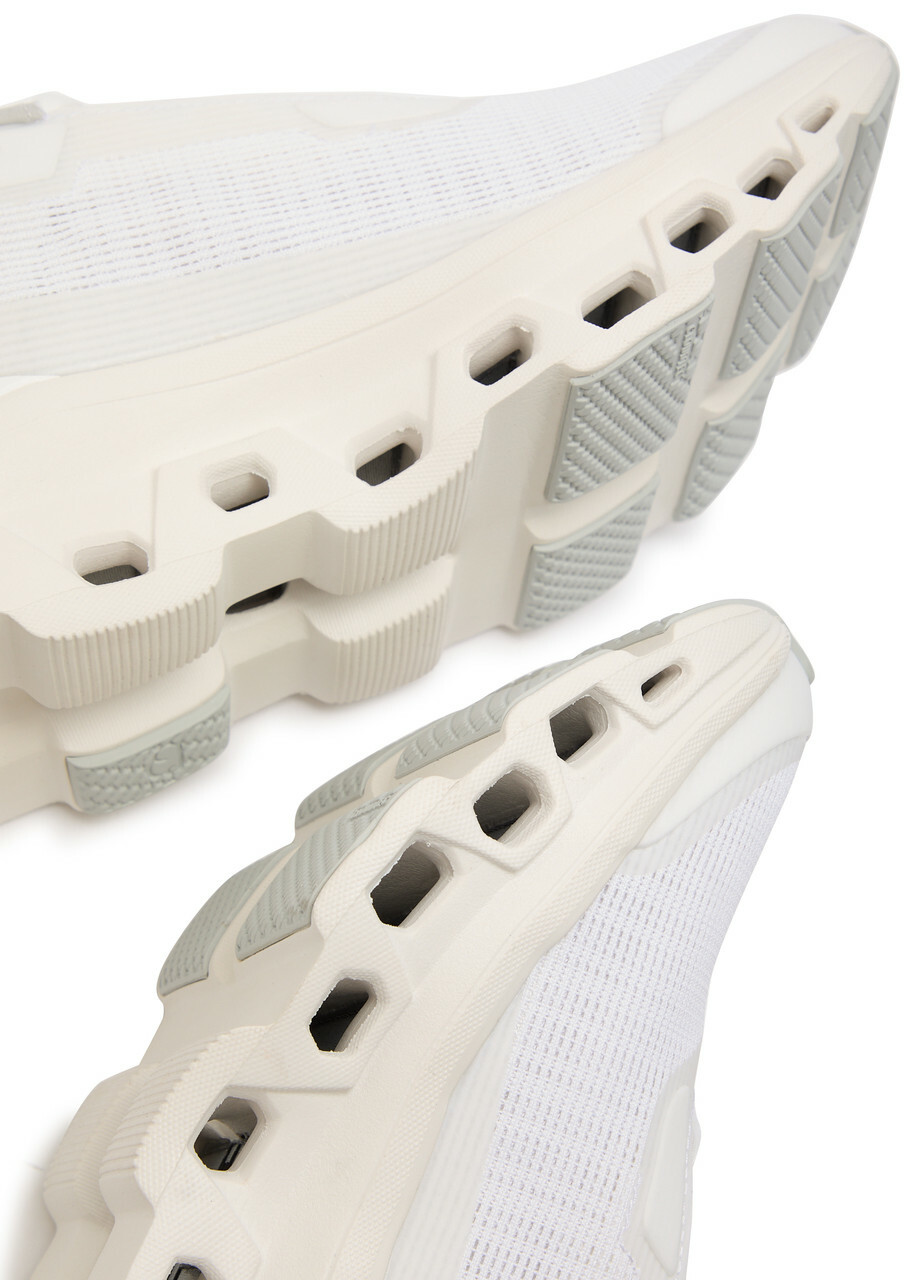 ON Cloudmonster Void Knitted Sneakers White On