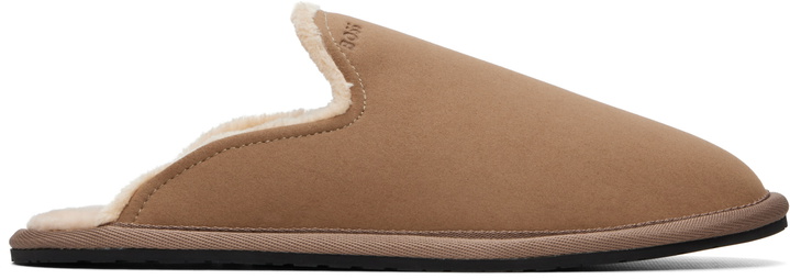 Photo: BOSS Beige Faux-Shearling Lined Slippers