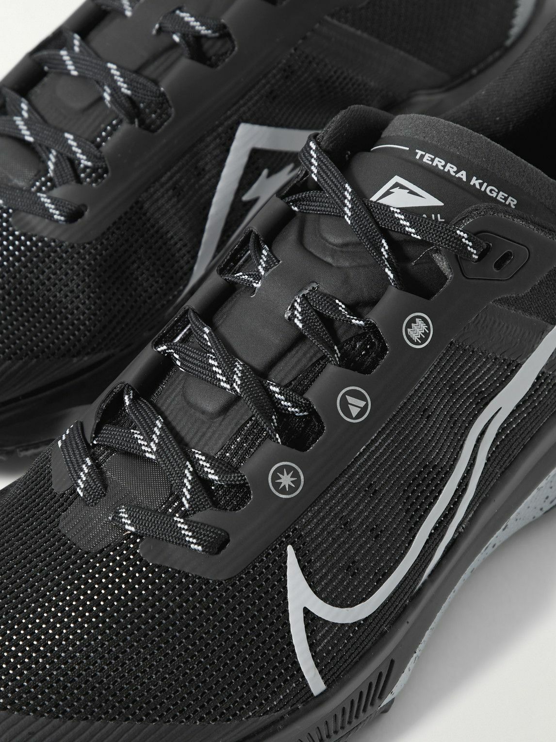nike trail black air zoom kiger