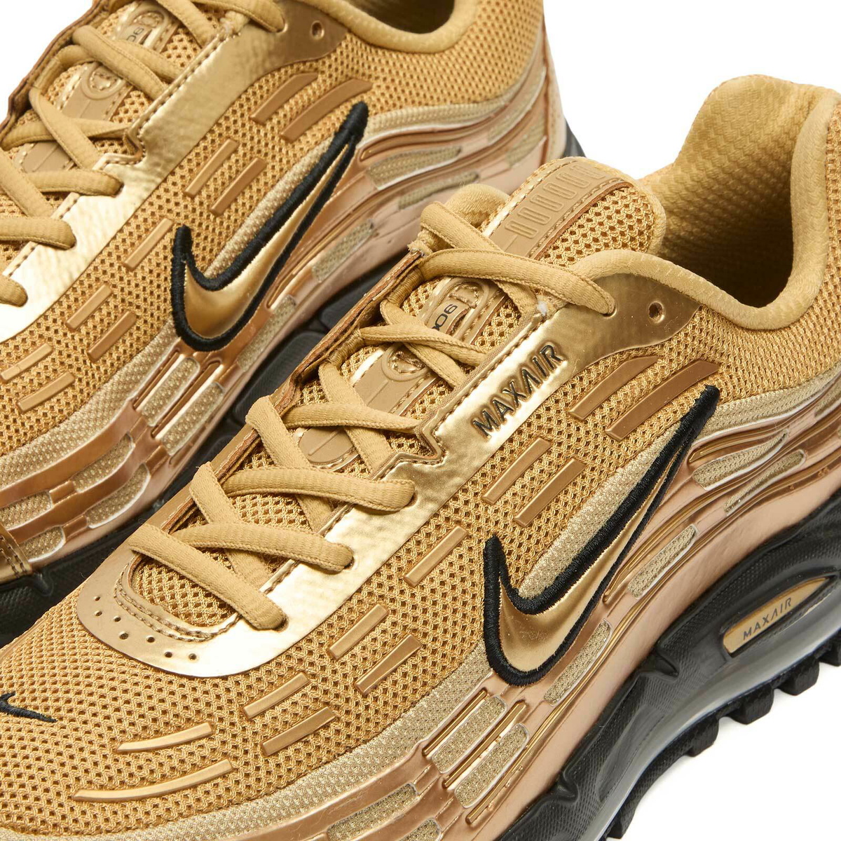 Nike Men's Air Max Tl 2.5 Chrome Sneaker in Gold/Black/Photon Dust