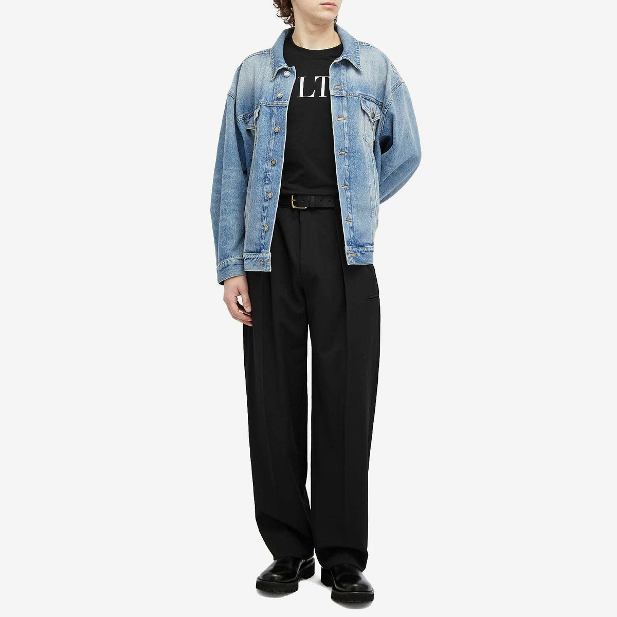 Valentino Men's VLTN Logo T Shirt in Black