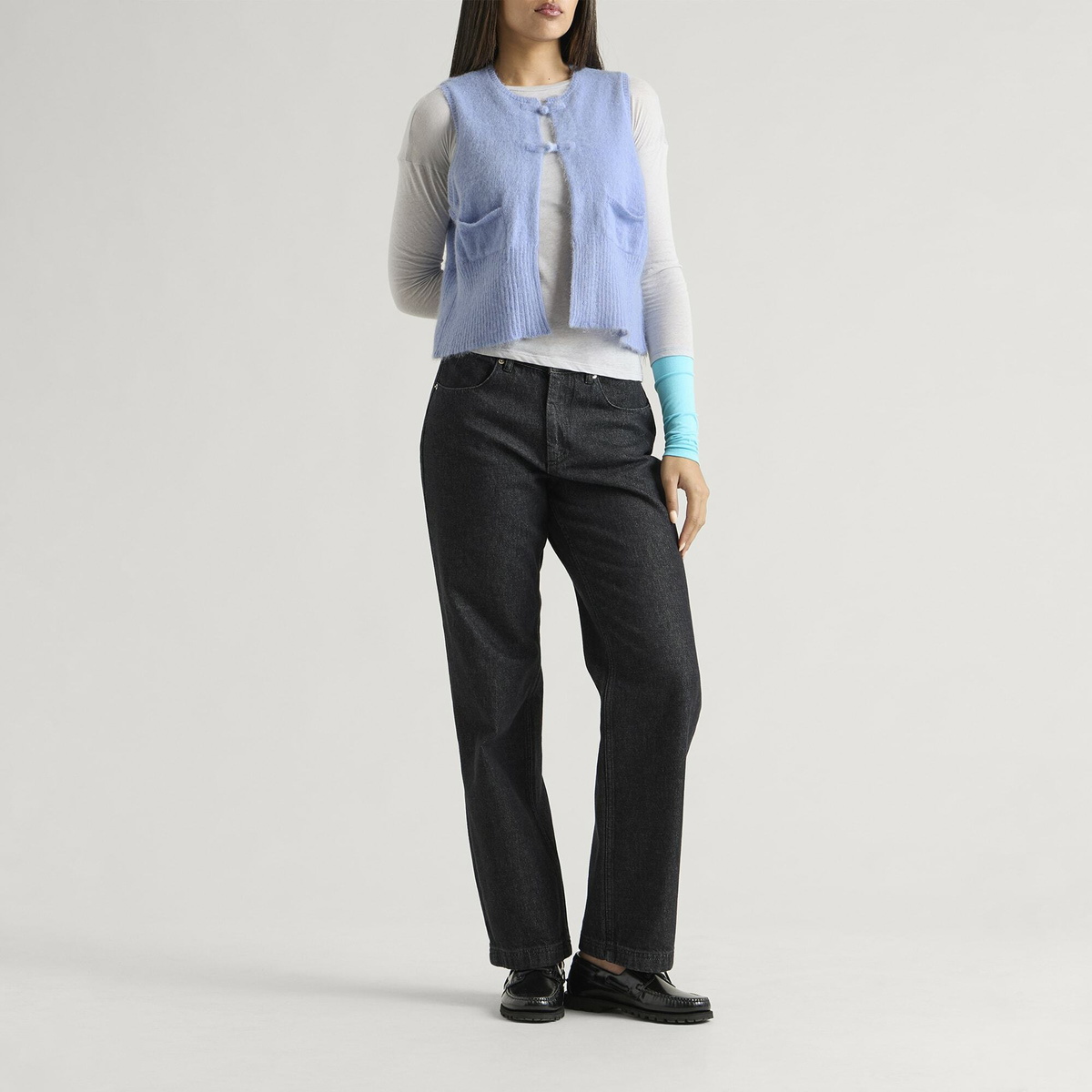 Beams Boy Women's China Button Knit Vest in Light Blue