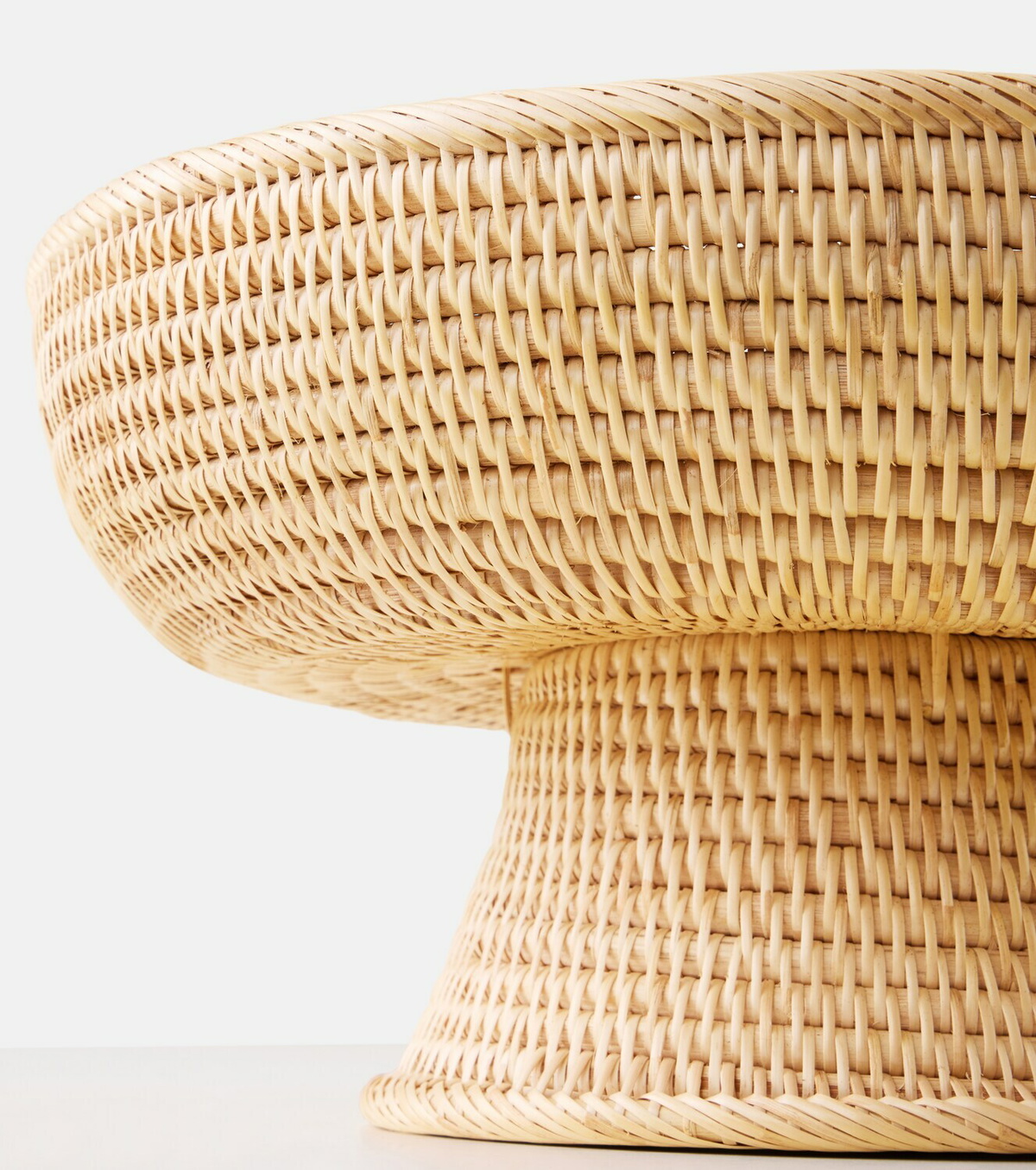 Cabana Sabbia wicker fruit stand