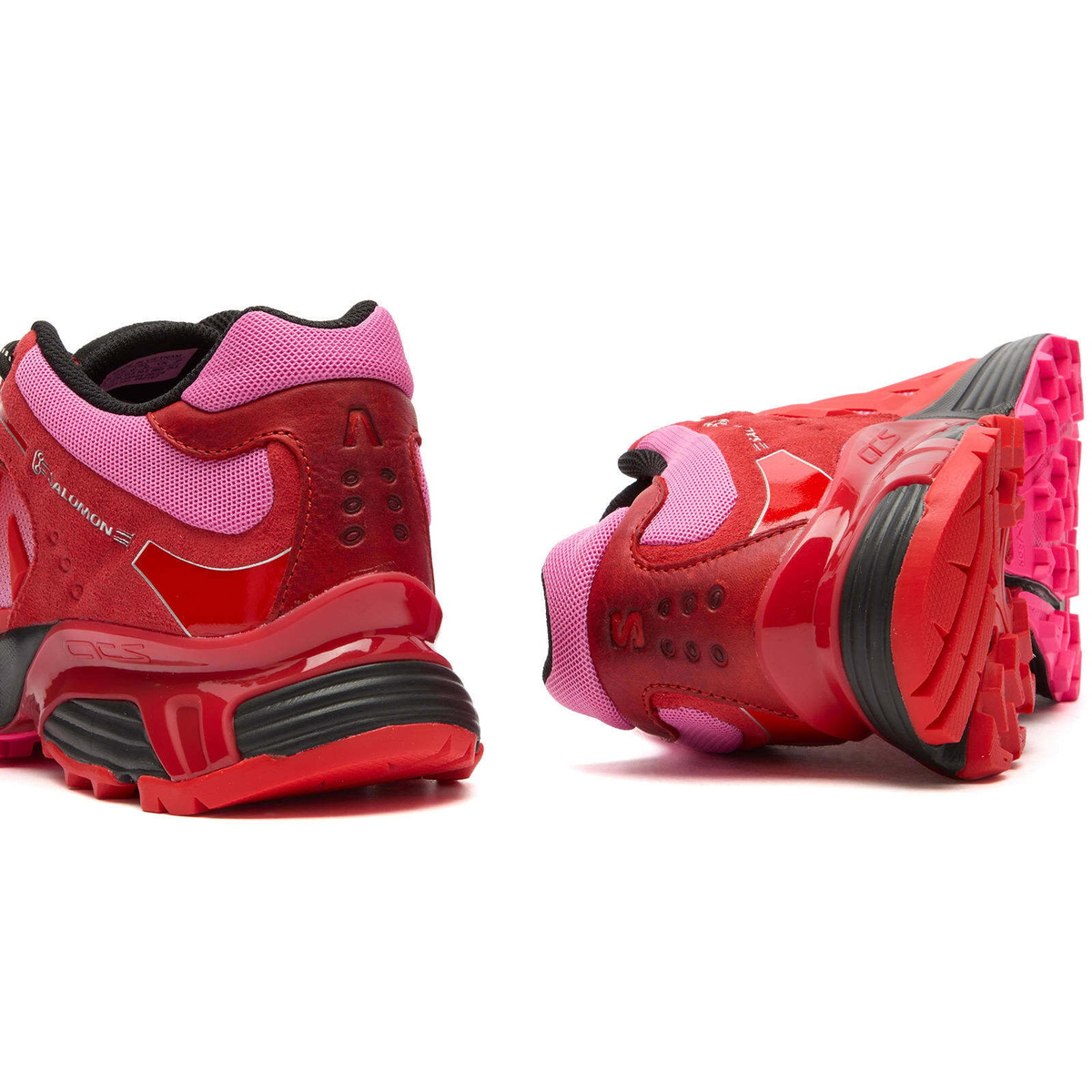 Salomon x Aries XT-Whisper Sneaker in Fiery Red/Fuchsia Pink/Black