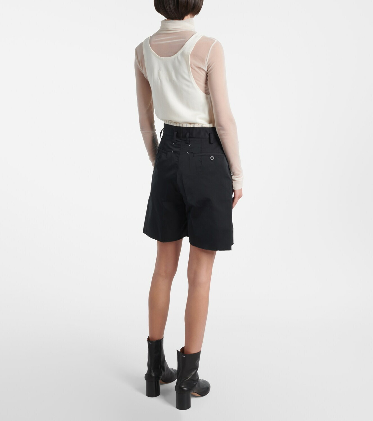 Maison Margiela Distressed shorts