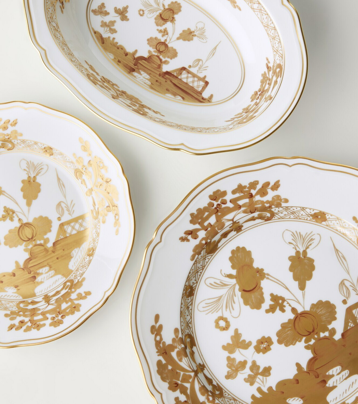 Ginori 1735 Oriente Italiano porcelain dinner plate