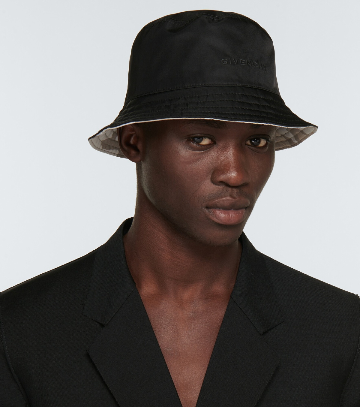 Givenchy - Reversible bucket hat Givenchy