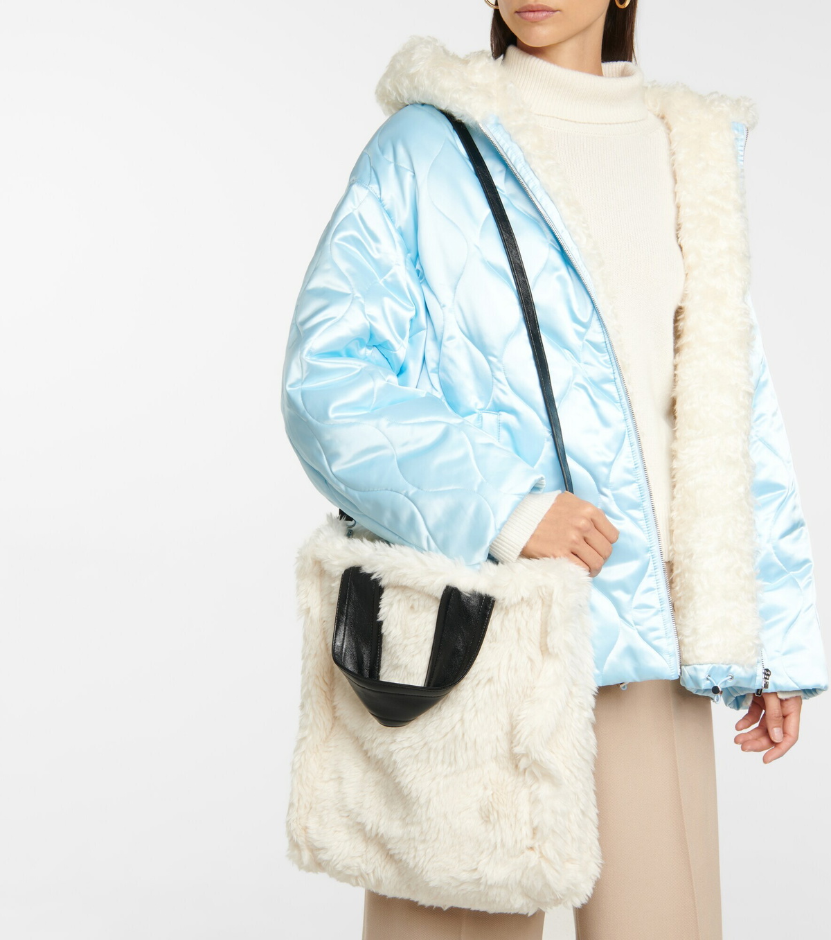 Stand Studio - Leia faux fur tote
