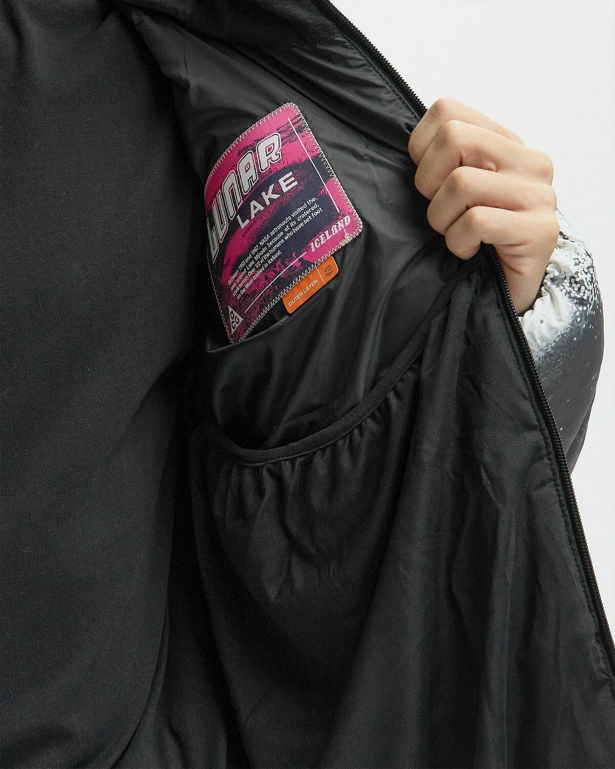 Nike ACG TFADV LUNAR LAKE Jacket AOP Black Mens Down & Puffer Jacket