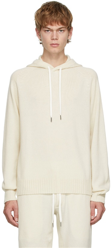 Photo: TOM FORD Off-White Cashmere Seamless Hoodie