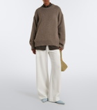 Lisa Yang Noor cashmere sweater