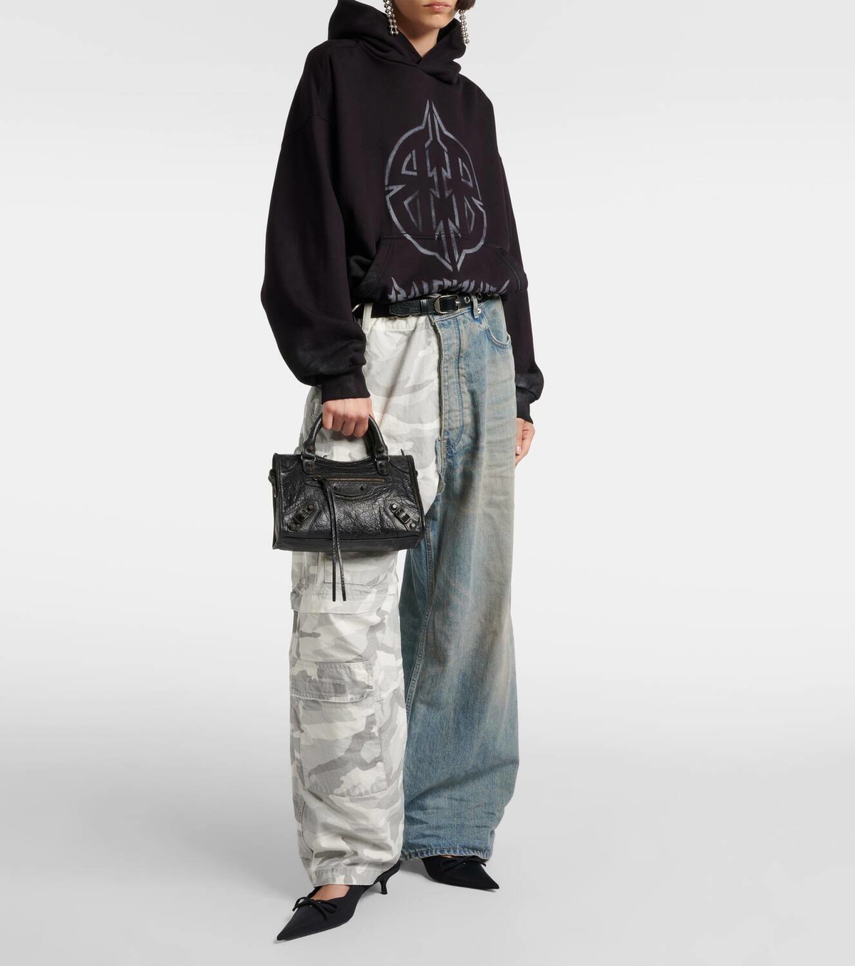送料関税込■BALENCIAGA■Le City Mini レザー ショルダーバッグ Balenciaga Le City Mini leather shoulder bag Balenciaga