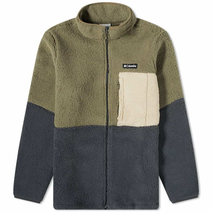 Photo: Columbia Men's Mountainside Heavyweight Fleece in Stone Green And Shark Grey