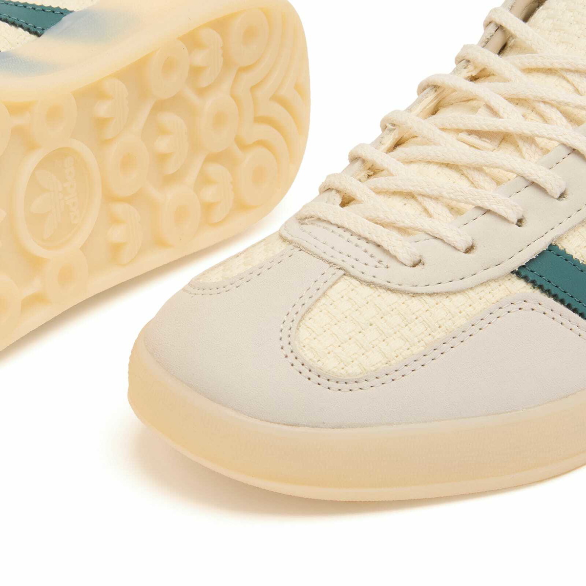 Adidas Gazelle Indoor in Cream White/Preloved Teal