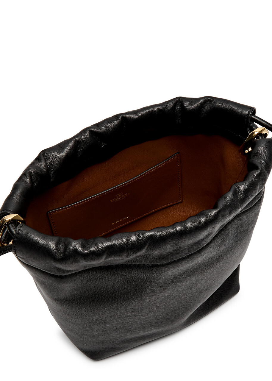 VALENTINO(ヴァレンティノ)VLogo Pouf mini leather shoulderbag Valentino Garavani VLogo Pouf Mini Leather Shoulder bag