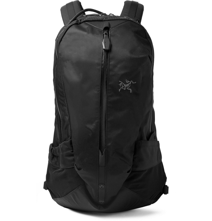 Photo: Arc'teryx - Arro 22 CORDURA Backpack - Black