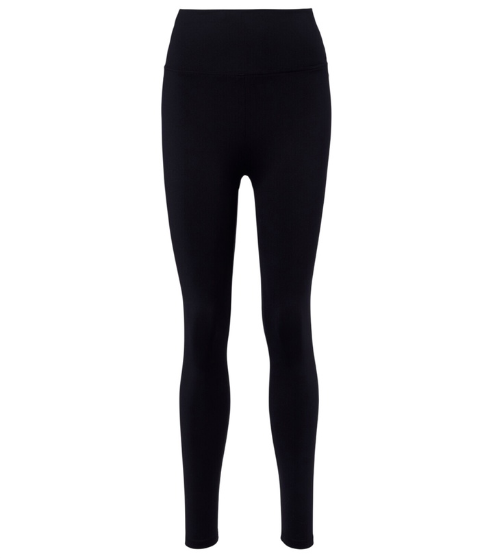 Photo: Norba Essential leggings