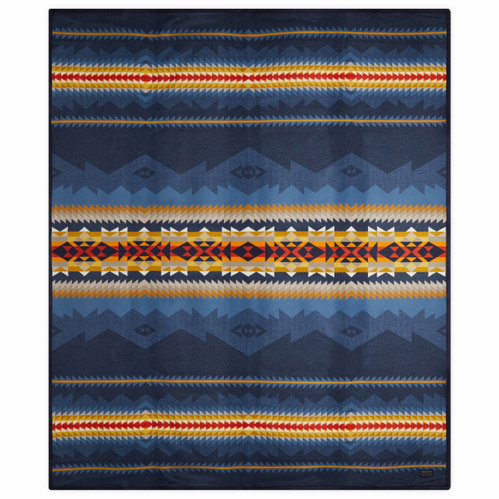 Photo: Pendleton Jacquard Unnapped Throw in Cascadia 