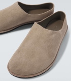 Auralee Suede slippers