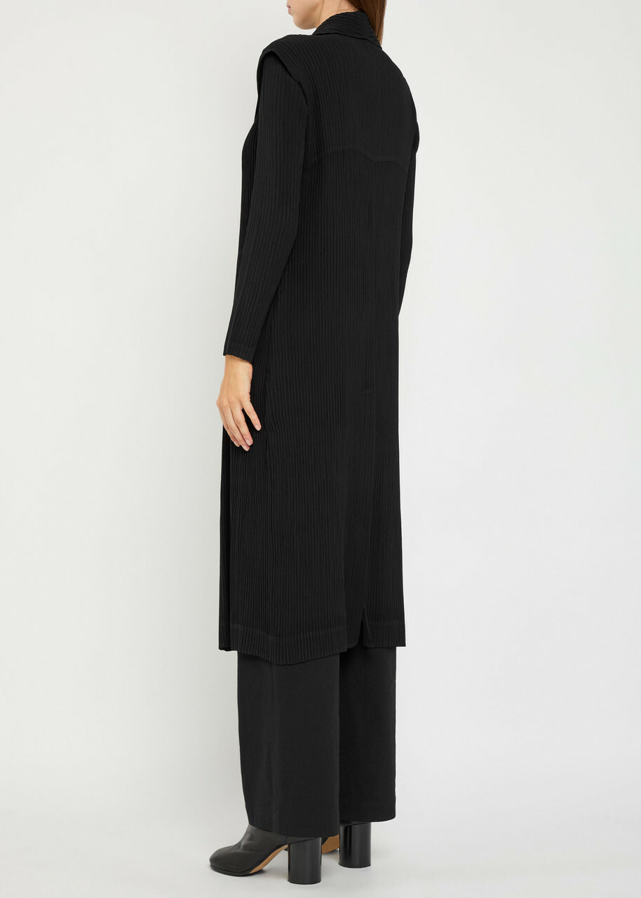 Issey Miyake Pleated Crepe Vest Black