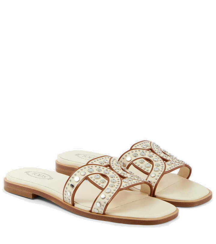 Photo: Tod's Raffia and leather slides