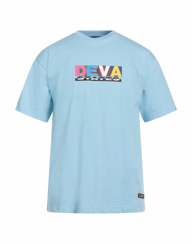 Photo: Devá States Mens T-shirt Sky in Blue
