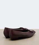 Roger Vivier Viv' in The City leather ballet flats