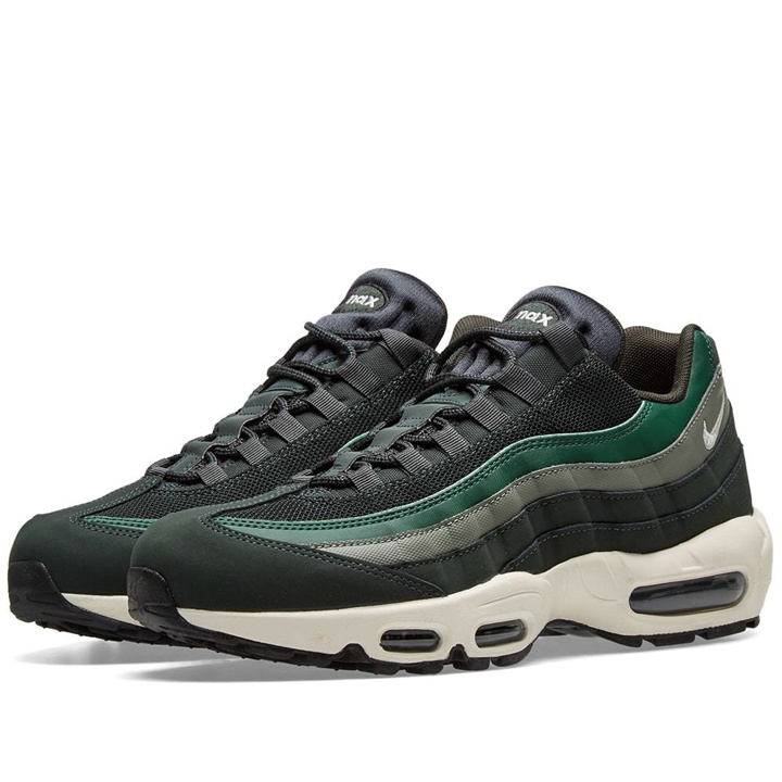 Photo: Nike Air Max 95 Essential