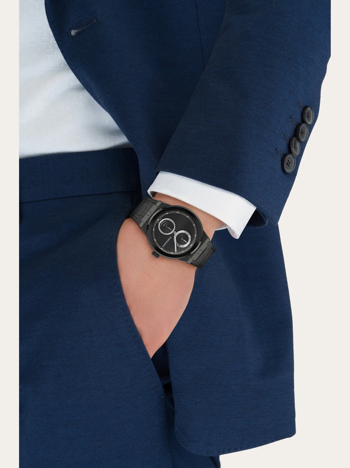 Ferragamo Mens F-80 Auto Manufacture watch in Black