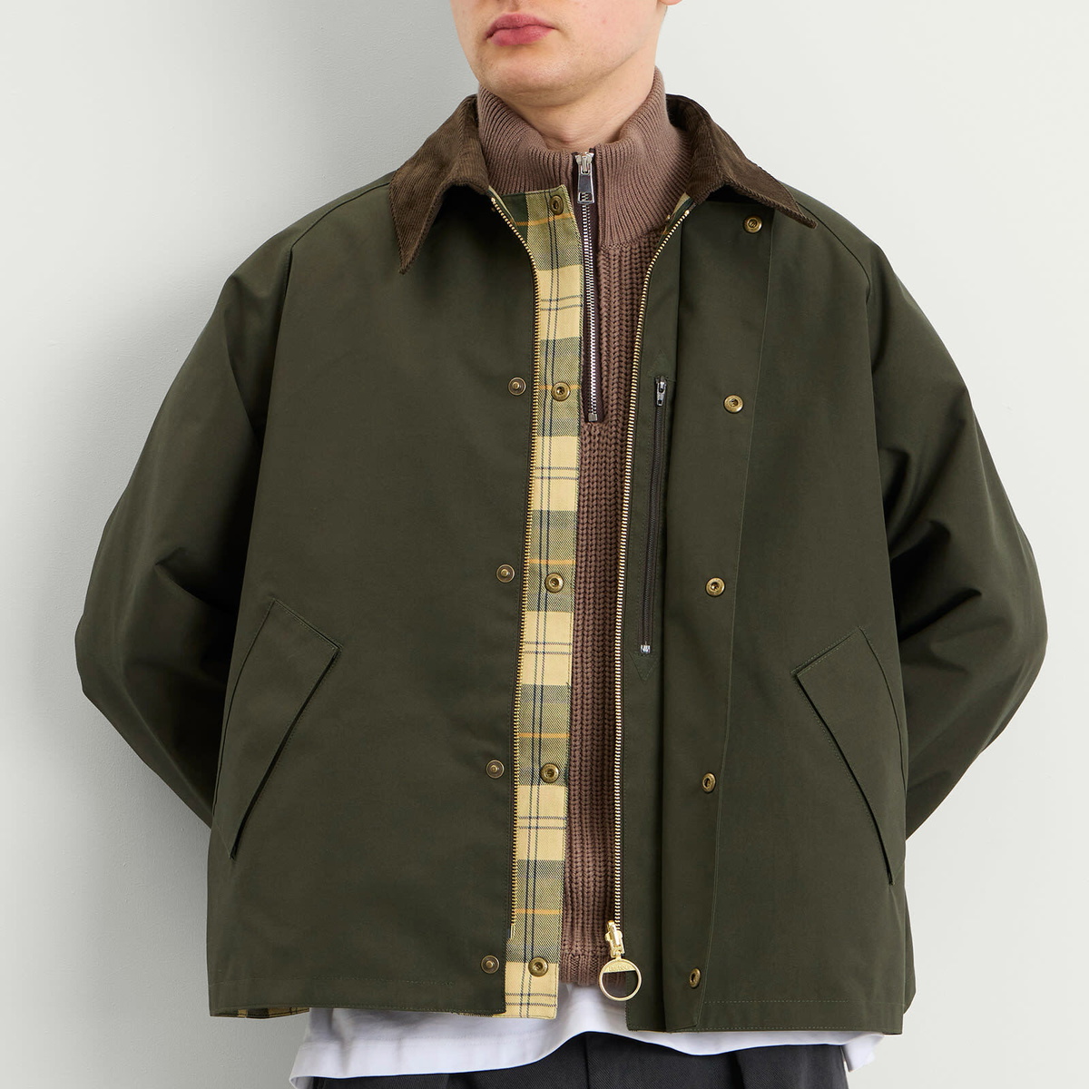 Barbour Men's OS Reversible Transporter Casual Jacket in Sage/Ancient Tartan