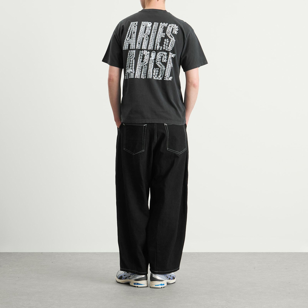 Aries Men's Faded Studmageddon T-Shirt in Black 