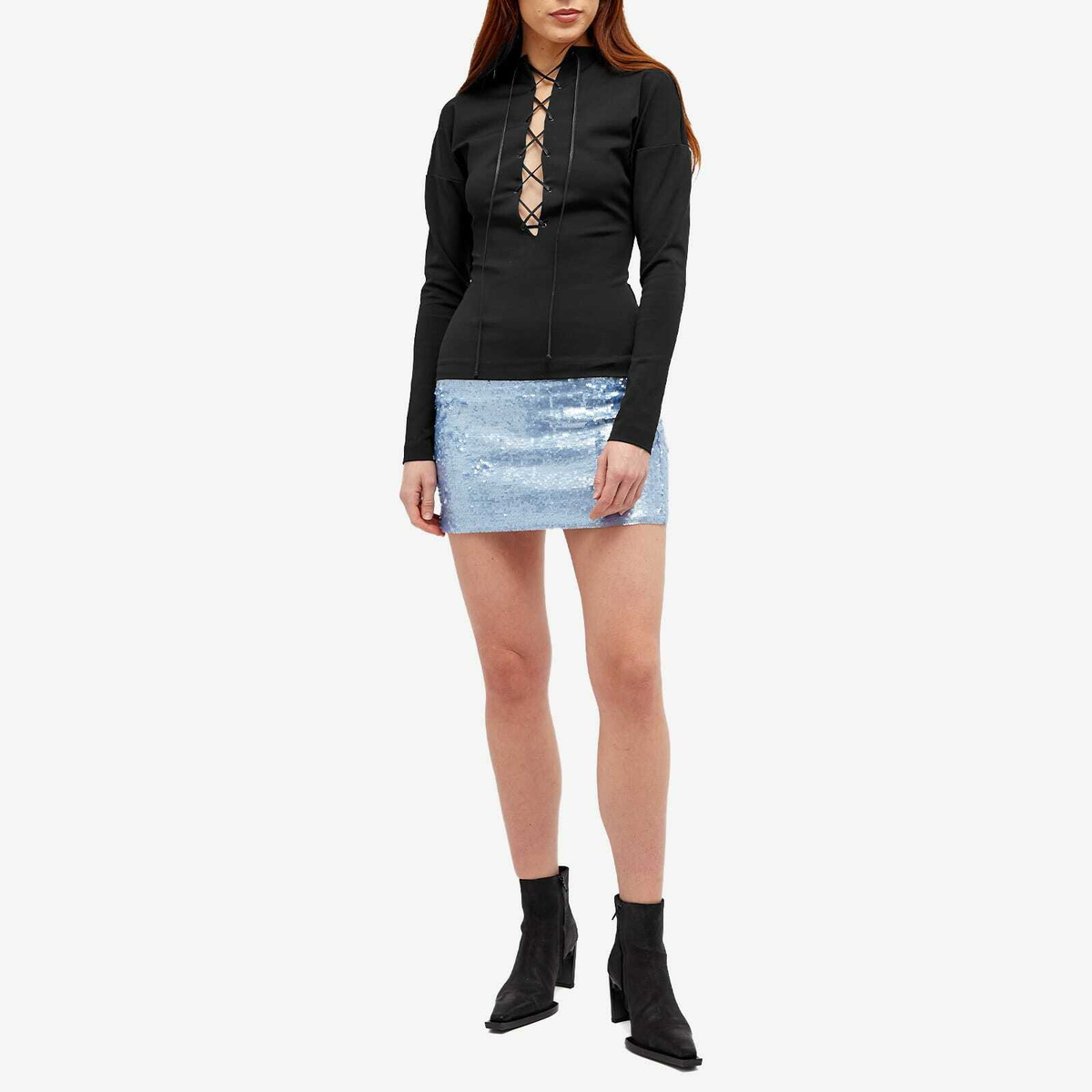 16Arlington Women's Runa Top in Jet Black