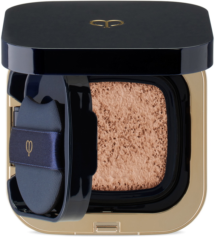 Photo: Clé de Peau Beauté Radiant Cushion Foundation — B20