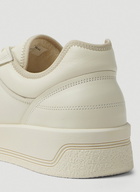 Cosmo Sneakers in White