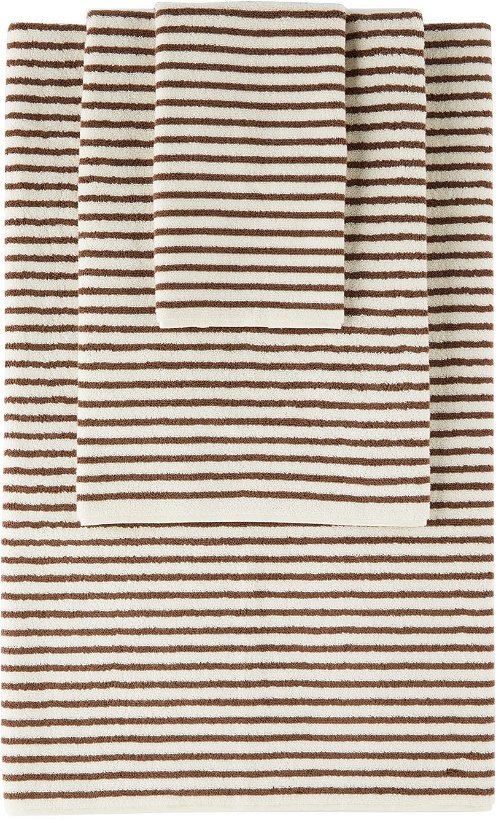 Photo: Tekla Off-White & Brown Organic Three-Piece Towel Set