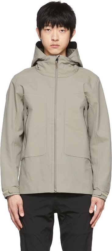 Photo: Descente Allterrain Grey Polyester Reversible Jacket