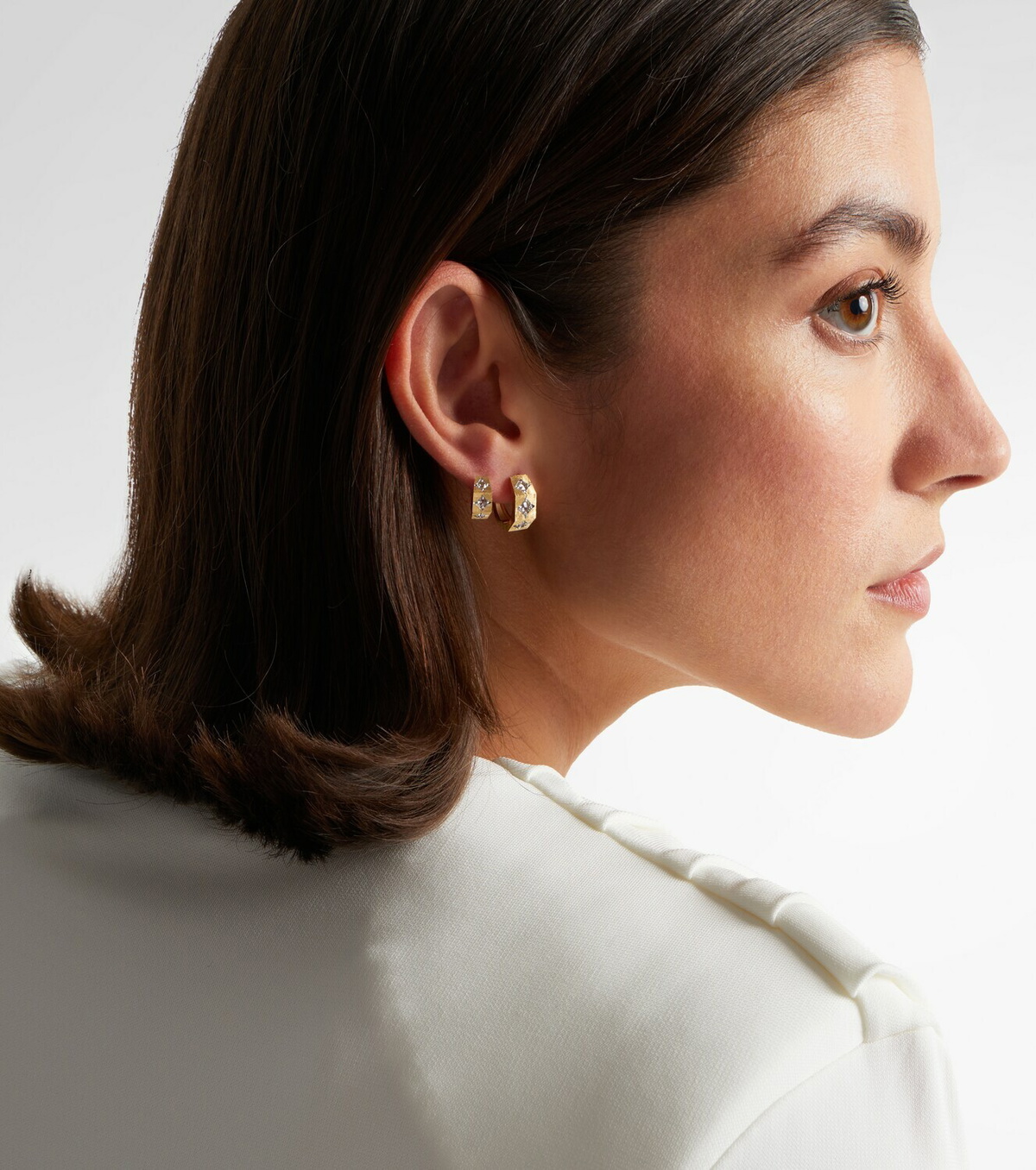 Marie Lichtenberg Ecrou Coco 18kt gold single hoop earring