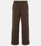 Alo Yoga Accolade cotton-blend jersey sweatpants