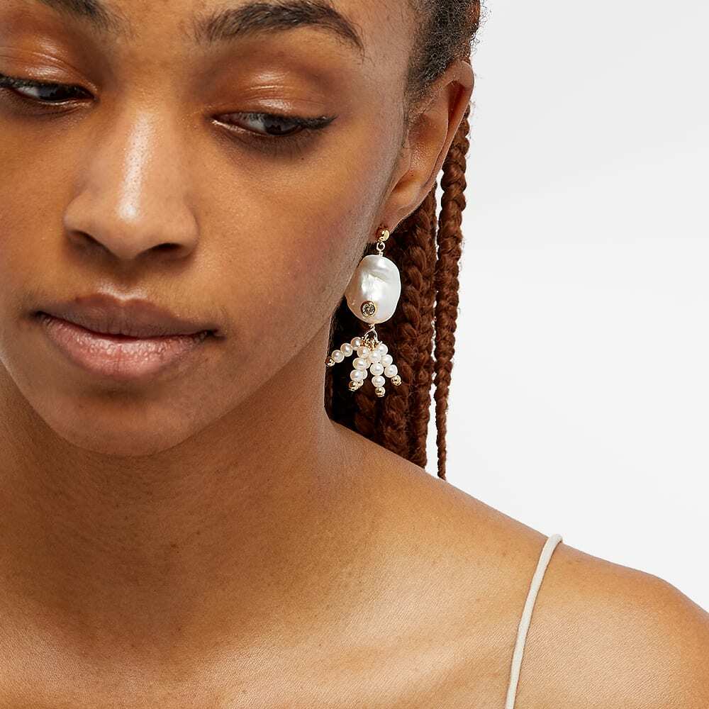 Eloi Earrings main image 1