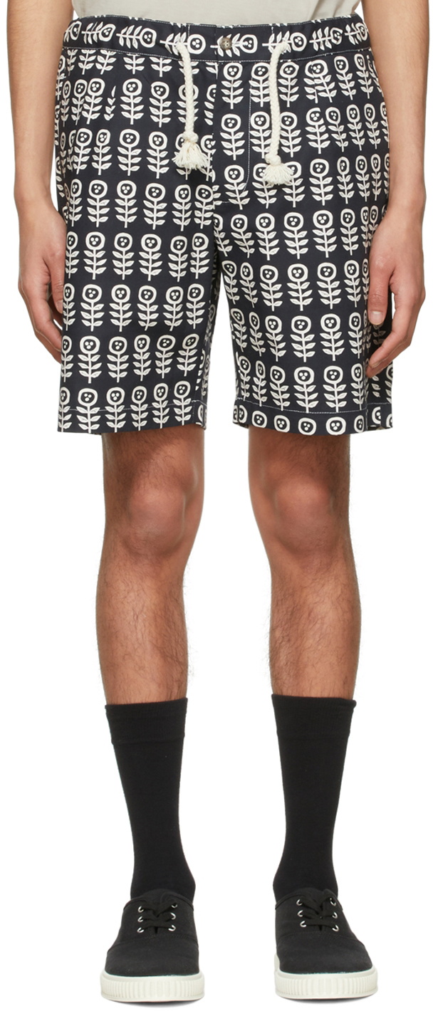 DOPPIAA Black Aatri Shorts