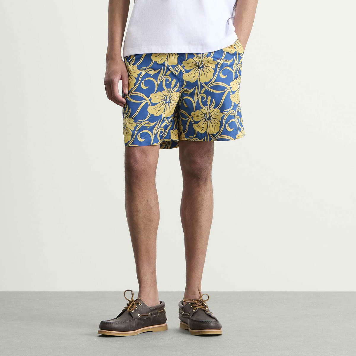 Drôle de Monsieur Men's Hibiscus Beach Shorts in Navy