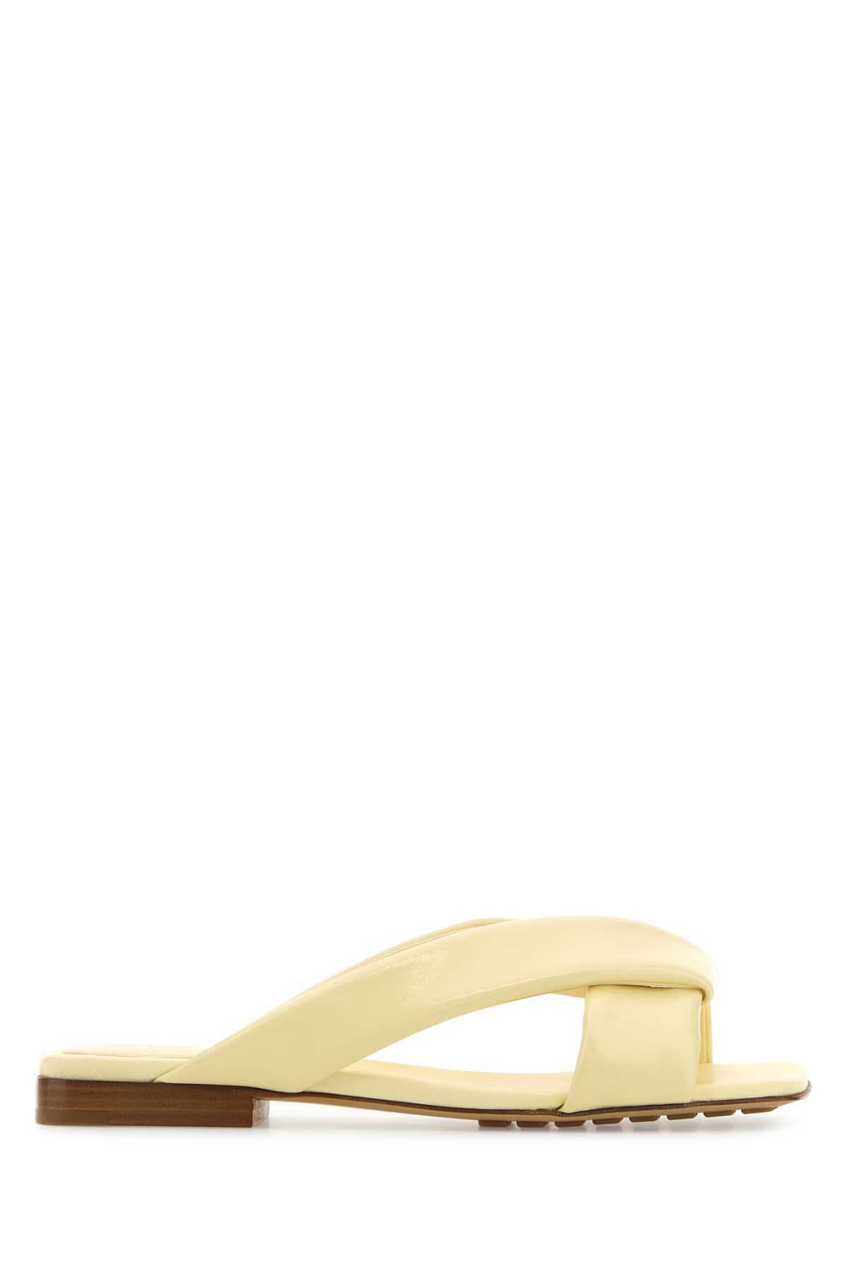 スリッポン BOTTEGA VENETA IVORY LEATHER ADAMO SLIPPERS Bottega Veneta Ivory Leather Adamo Slippers | italist