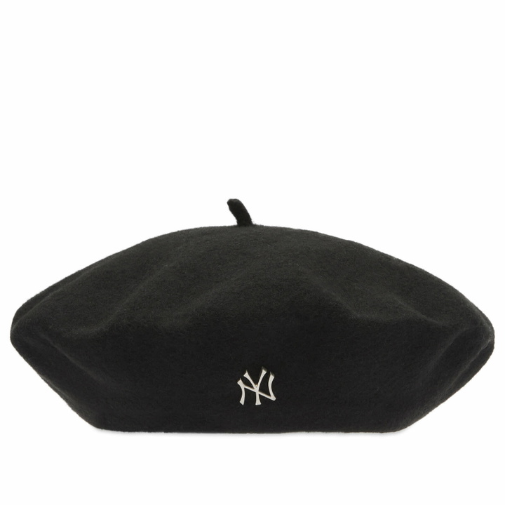 Photo: New Era New York Yankees Wool Beret in Black 