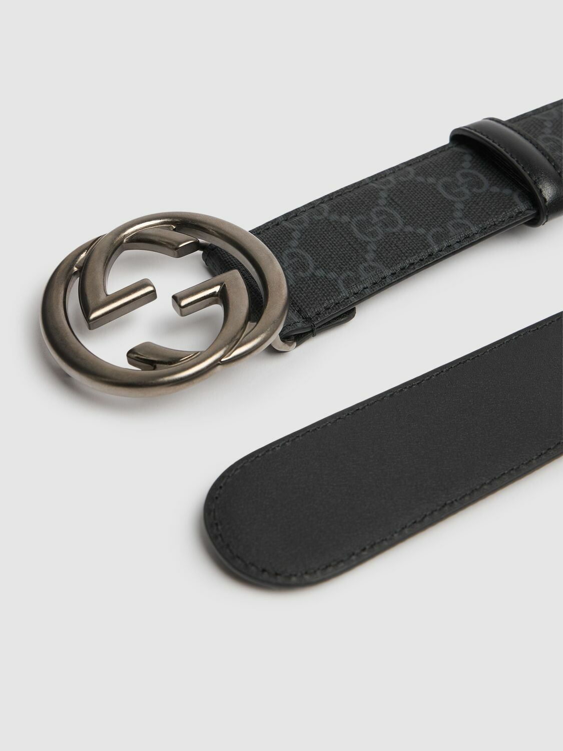 Gucci Gg Supreme Canvas & Leather Belt Reversible GG Supreme canvas belt in beige - Gucci | Mytheresa main image 2