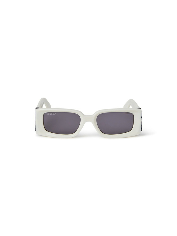 Photo: Off-White Roma Sunglasses
