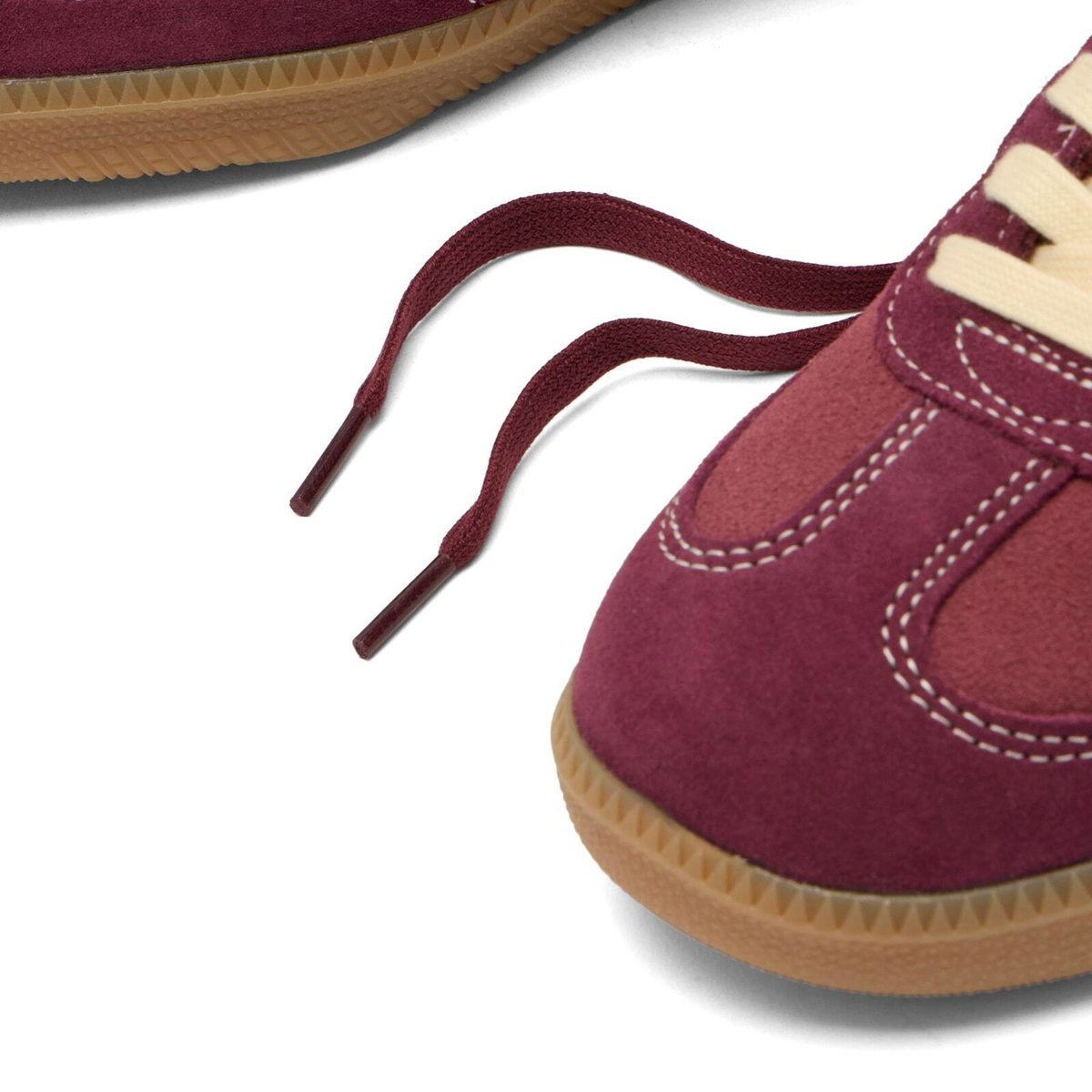 Adidas Men's Samba Og Sneaker in Shadow Red/Warm Vanilla/Gum