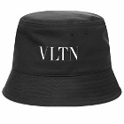 Valentino Men's Bucket Hat in Nero/Bianco