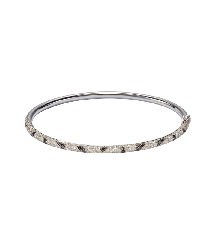 Photo: Yvonne Léon Jonc Zèbre 9kt white gold bracelet with diamonds